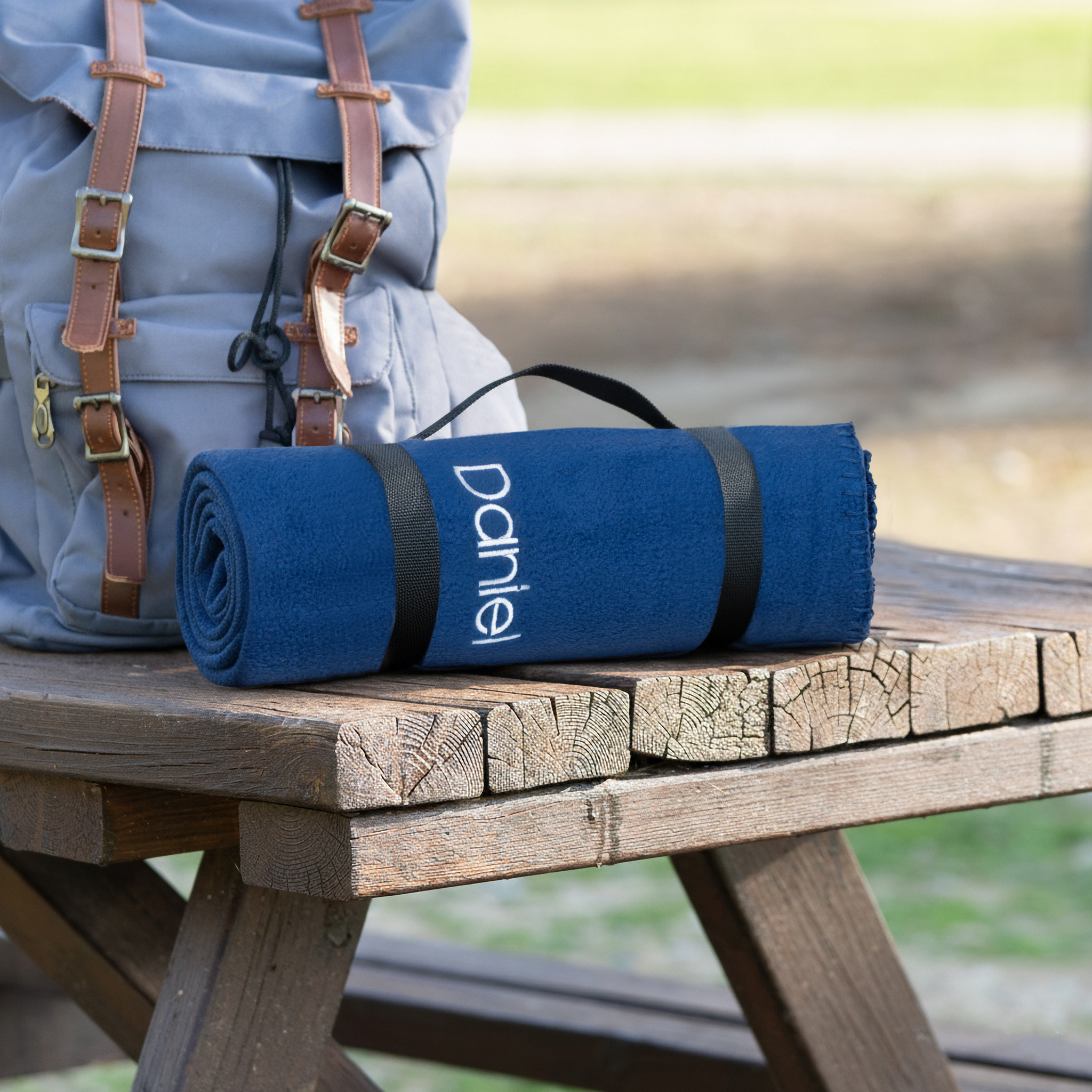 Manta de viaje bordada de Wanapix.es